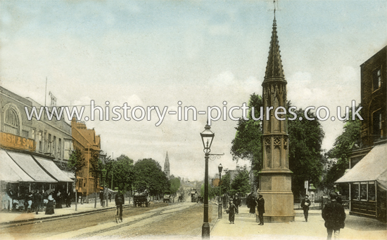 The Cross & High Road, Tottenham, London. c.1905.